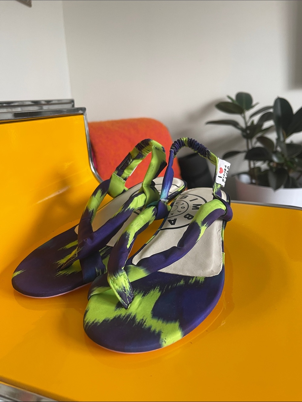 Women’s Tie-Dye Thong Sandals in Purple & Lime